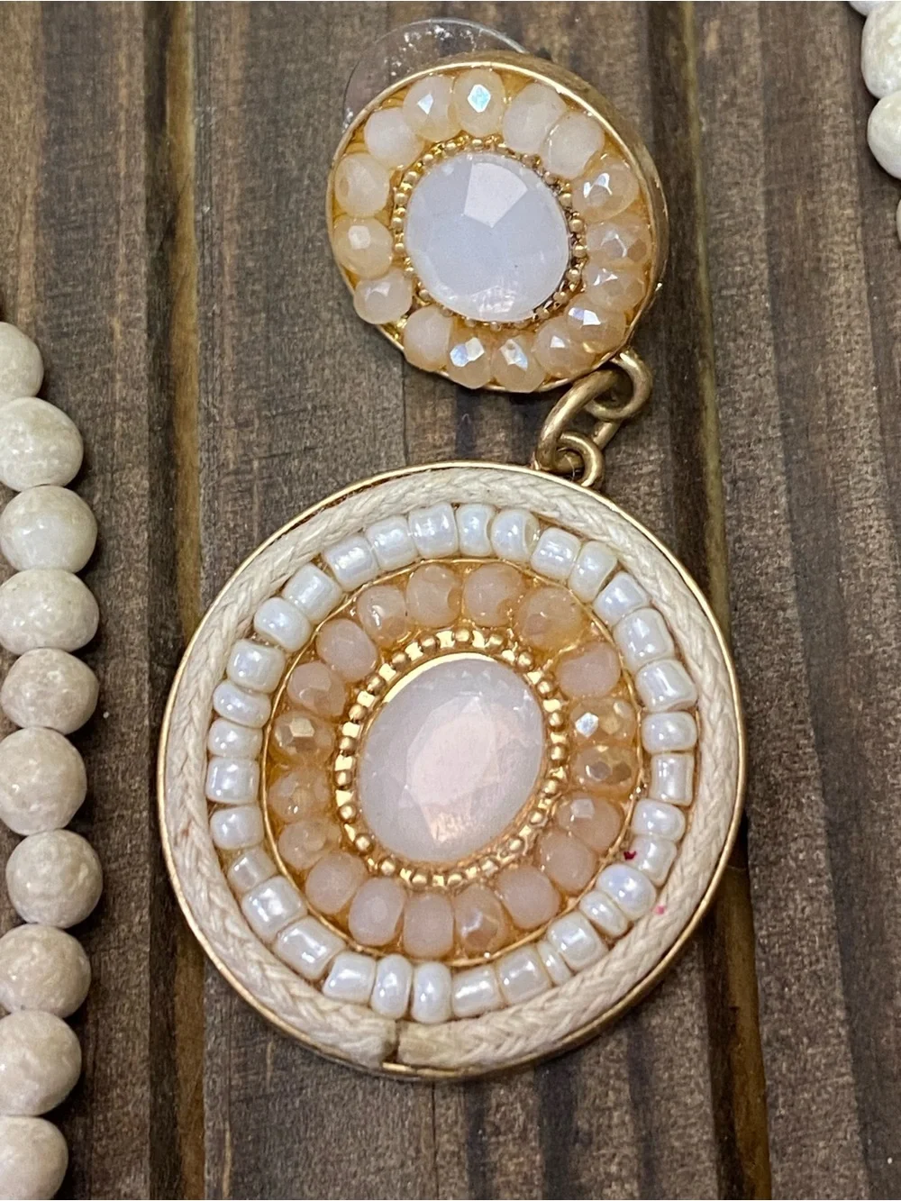 Vintage Cream Beaded Necklace & Earrings Set - Unbranded